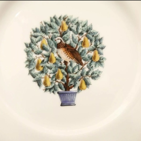 Avon 12 Days of Christmas Patridge In A Pear Tree 14Kt Gold Trim Plates set of 4 - Picture 2 of 6